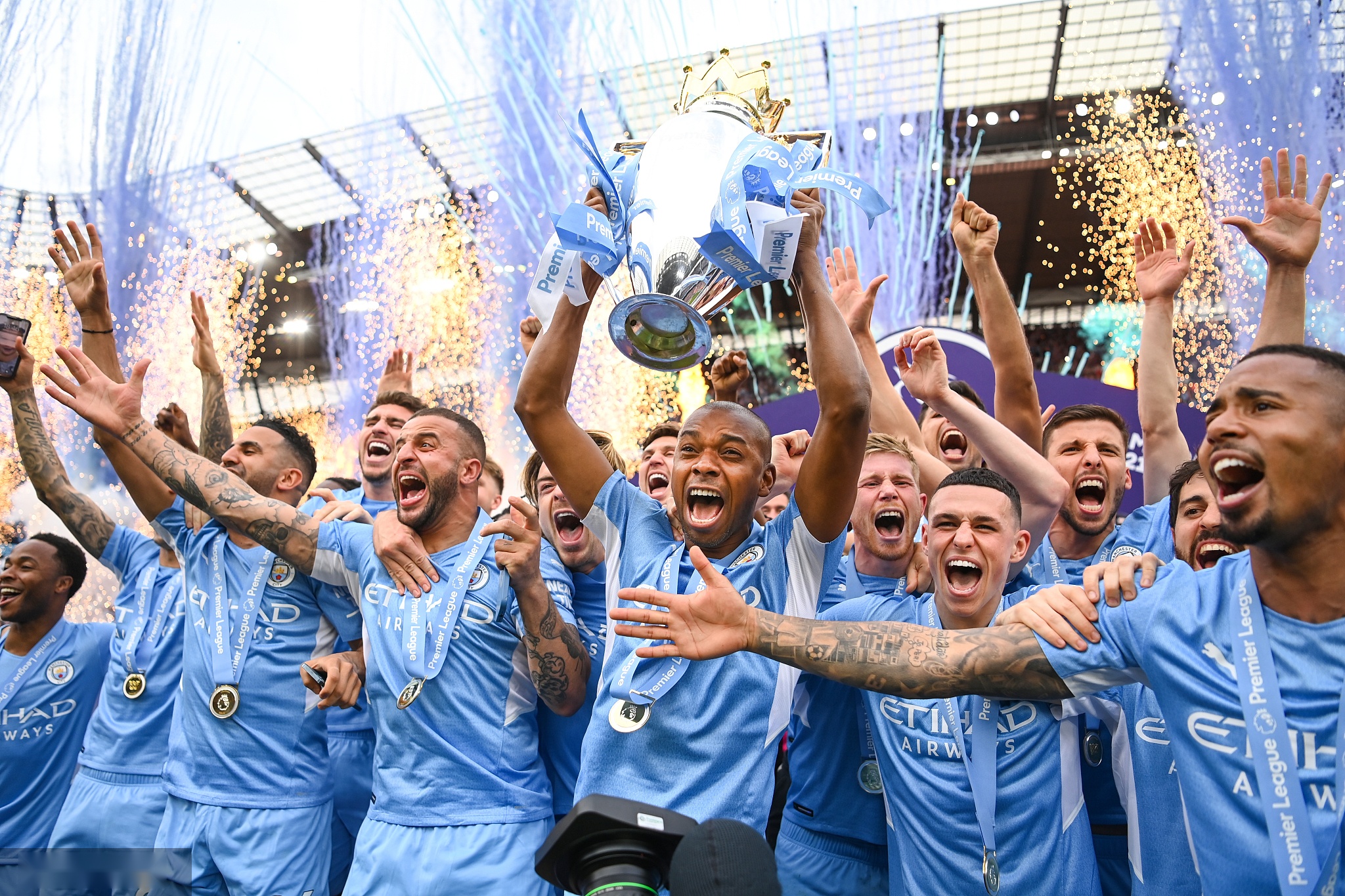 焦点显然是 焦点显然是